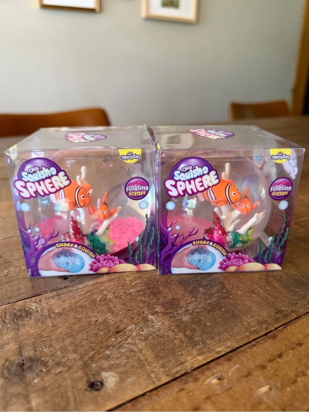 2 SquishSphere Kids Toy - Pink/Orange Aquarium Floating Scene